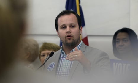 Josh Duggar speaks in favor the Pain-Capable Unborn Child Protection Act at the Arkansas state capitol.
