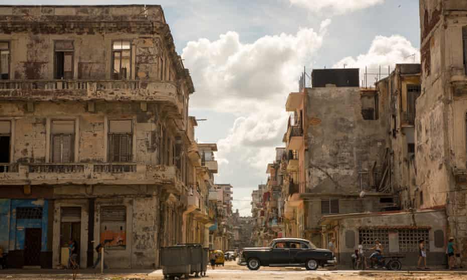 Havana S Dirty Truths Rubbish Strewn Streets Spark Anger At City S Failings Cities The Guardian Havana S Dirty Truths Rubbish Strewn Streets Spark Anger At City S Failings Cities The Guardian