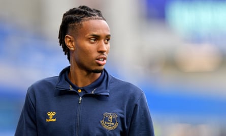 Dyche admits equity deal would not have helped Everton in transfer market | Everton 5 Youssef Chermiti