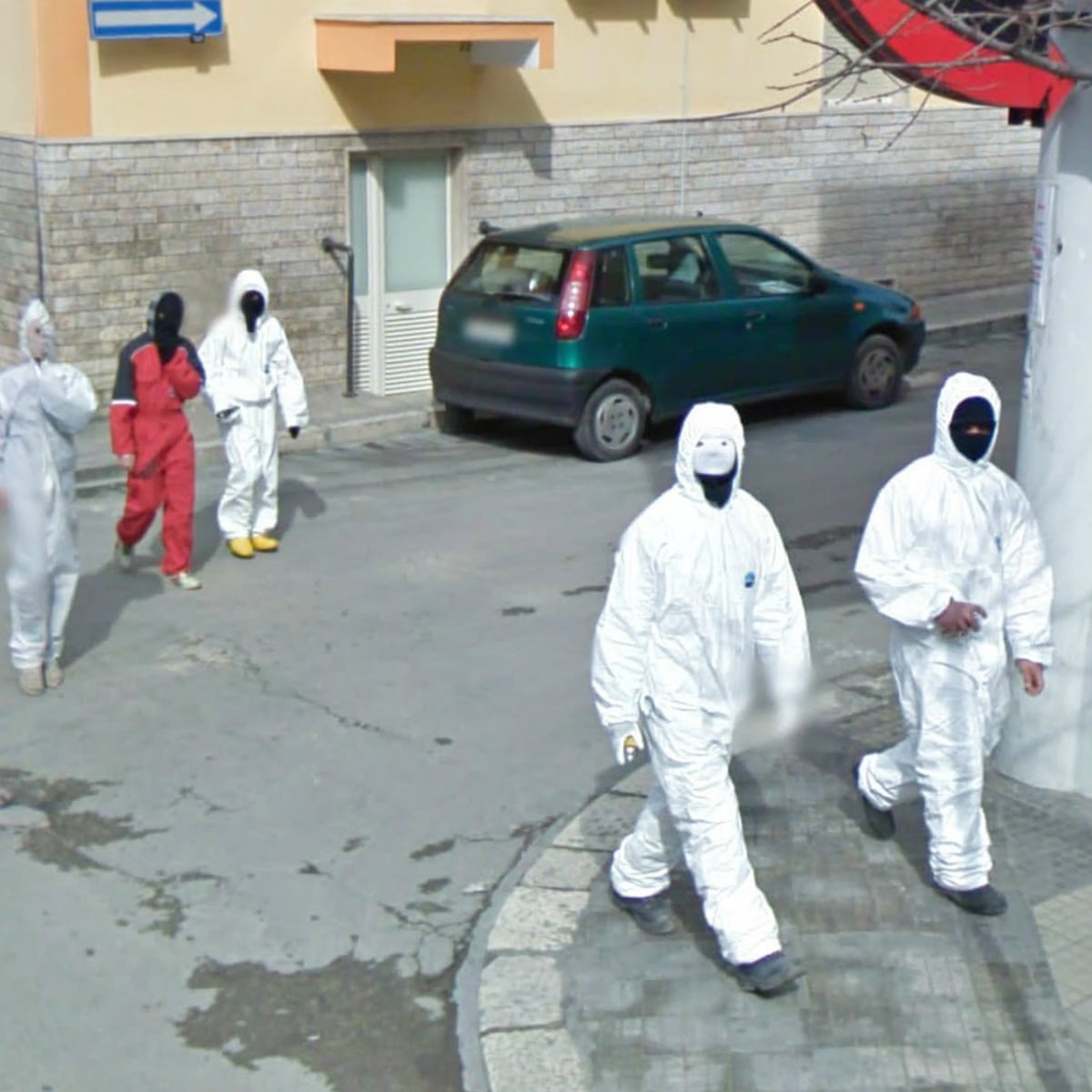 google s strangest street views and