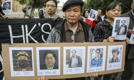 Chinese police are suspected of entering Hong Kong to abduct Lee Bo, one of five missing booksellers.