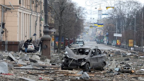 Ukrainian homes and streets wrecked in Kharkiv after shelling – video
