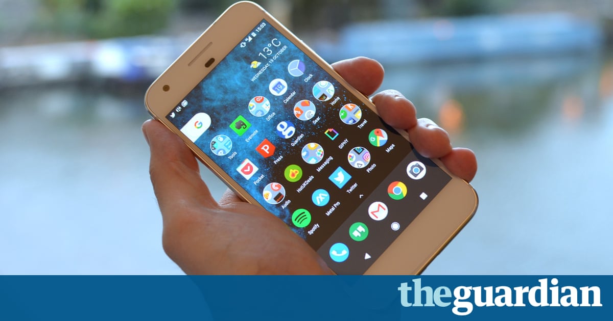 Google Pixel review: an iPhone beater but not quite an Android king