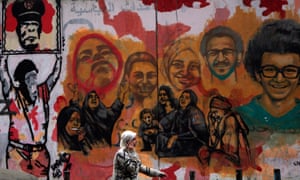 Murals of people killed during Egyptâs uprising.