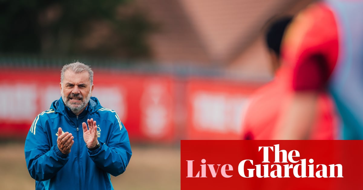 Premier League team news, press conferences and more: football news live