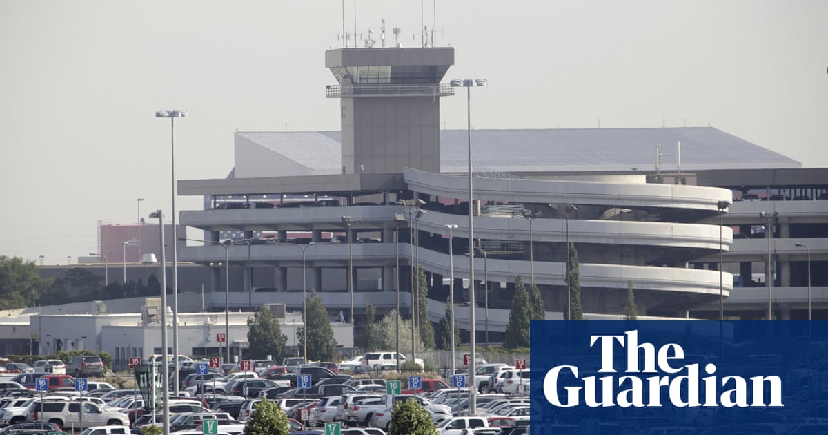 Мъж намерен мъртъв в двигателя на самолет на международното летище в Солт Лейк Сити