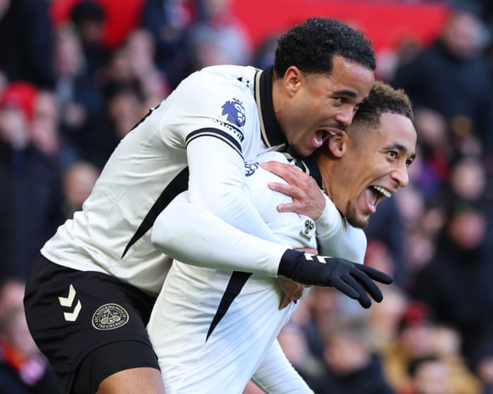 Manchester United v Bournemouth, Liverpool v Brighton and more: clockwatch – live