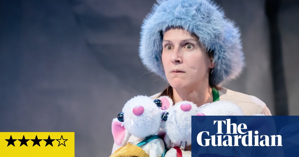 Snow Mice! review – Christmassy critters play hide and squeak in winter wonderland