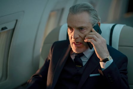 The Tailor (Tchéky Karyo) in Boat Story