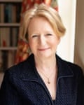 Revelado: los ejecutivos que determinan los salarios del sector público 1 Philippa Hird es presidenta del organismo de revisión de salarios del NHS.