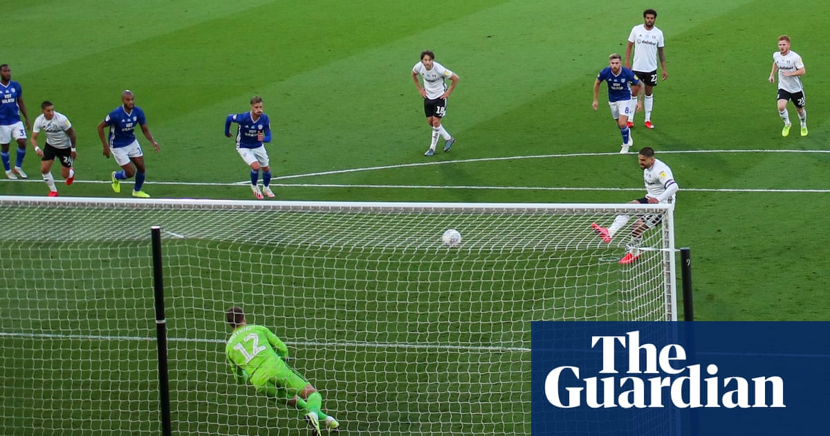 Mitrovic penalty helps sink Cardiff and secure Fulham play-off spot