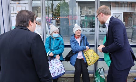 Baillie and Shanks talk to shoppers in Rutherglen