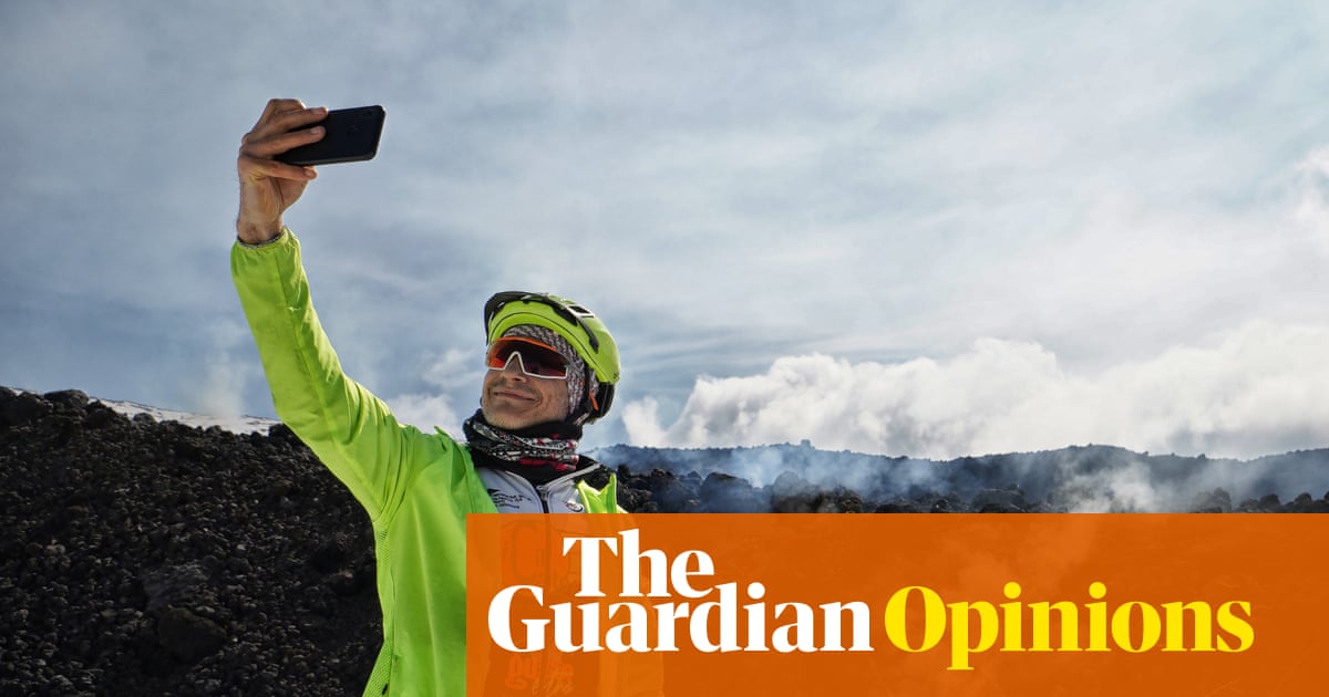 Sunsets, disasters, dinners: we now record them all with our phones. But what is that doing to our souls? | Phoebe Greenwood