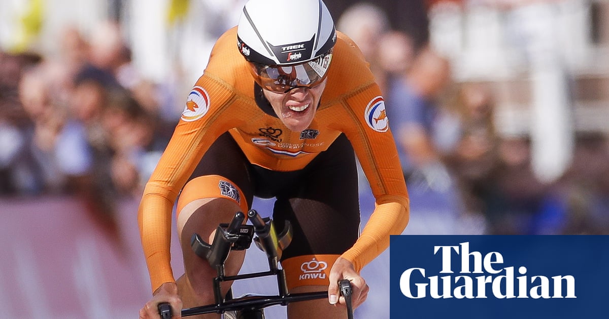 Ellen van Dijk ends long wait for second world championship time trial title