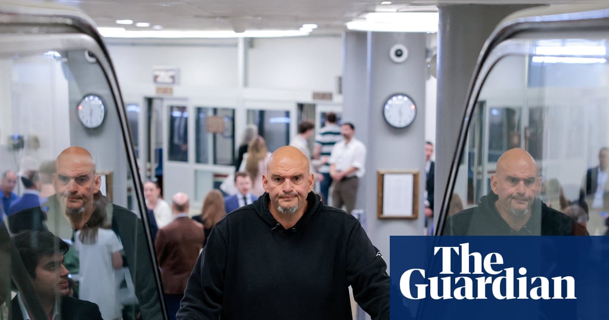 Trump urges John Fetterman to switch parties: ‘I’d love to see him as a Republican’