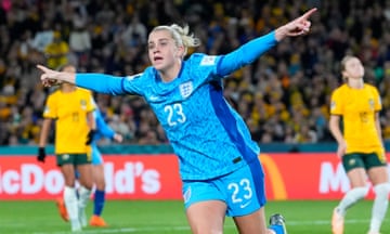 Alessia Russo scores England's third goal against Australia
