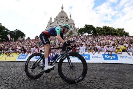 Paul Seixas in action during the final stage of the Tour de France