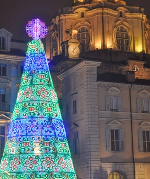 Buon Natale Outdoor Decorations.Seasonal City Breaks 10 Of The Best Pre Christmas European Getaways Travel The Guardian