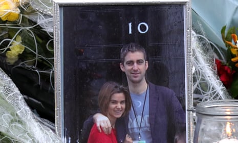 A picture of Jo and Brendan Cox outside 10 Downing Street