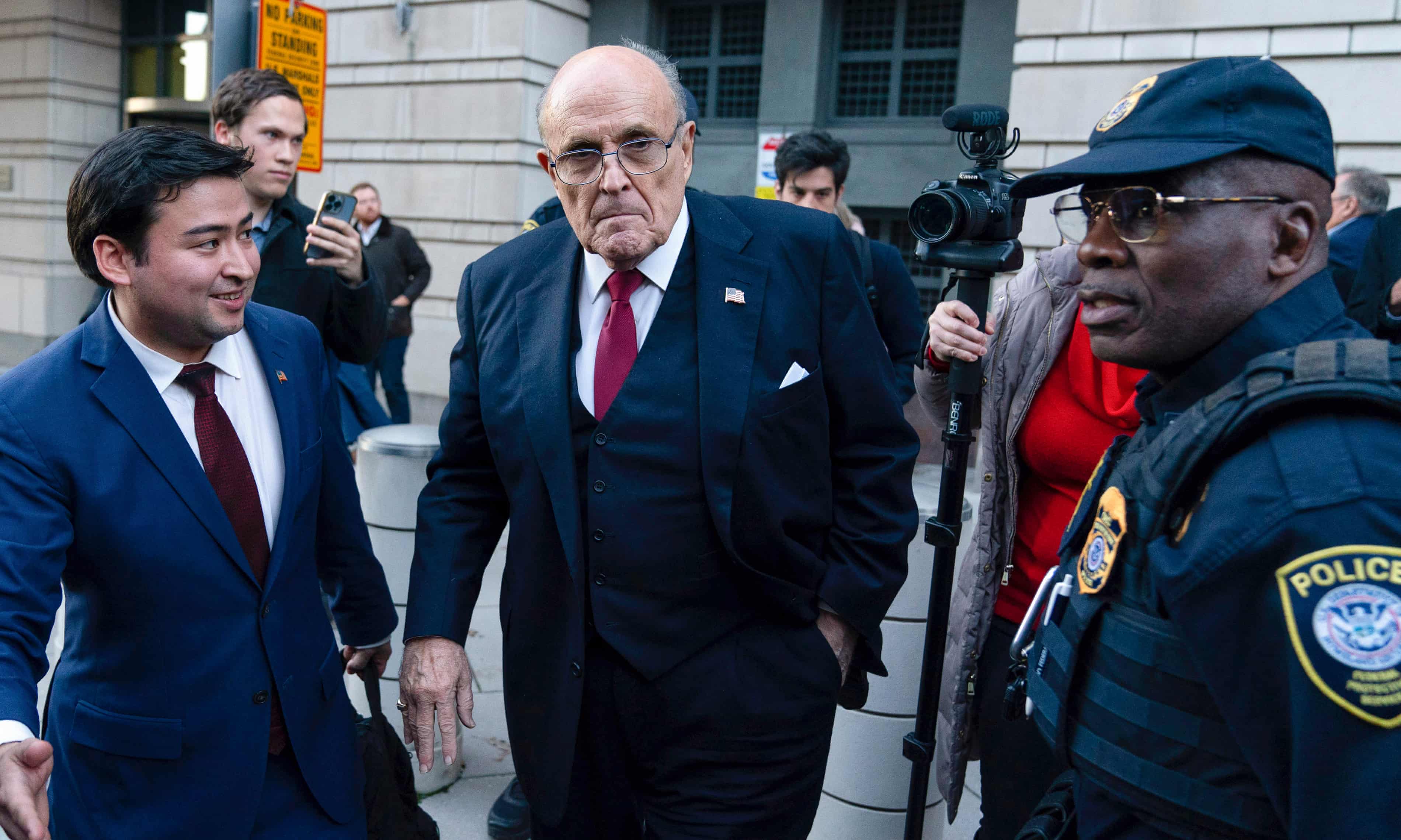 Rudy Giuliani to appear in court after missing deadline to surrender assets (theguardian.com)