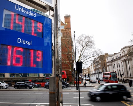 Petrol station in London showing surging fuel prices amid strait of Hormuz disruptions