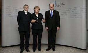 Jean Claude Trichet (left) and Axel Weber with German chancellor Angela Merkel in 2007.