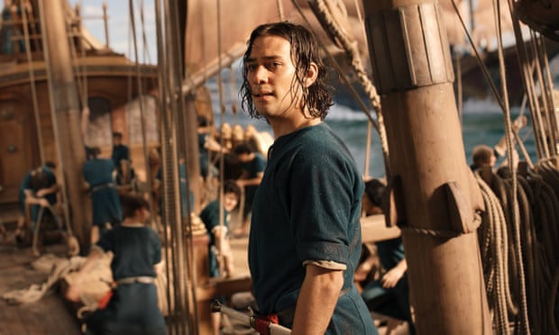 To Gondor ... Maxim Baldry as Isildur.