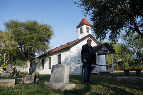 Trump's Border Wall Would Destroy Historic Cemeteries