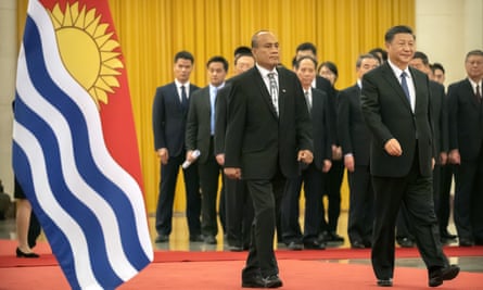 Kiribati’s President Taneti Maamau with China’s President Xi Jinping in Beijing