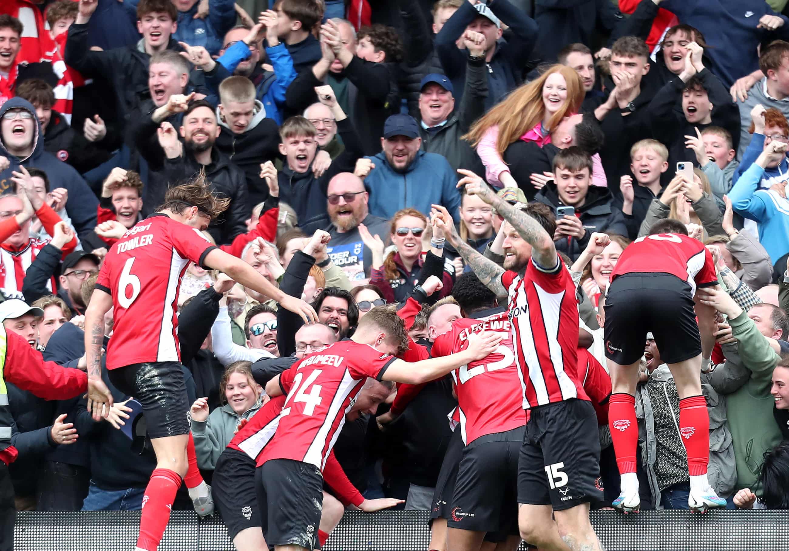 Lincoln City’s Remarkable Rise: How Michael Skubala’s Tactics Are About to Conquer League One Lincoln City’s Remarkable Rise: How Michael Skubala’s Tactics Are About to Conquer League One