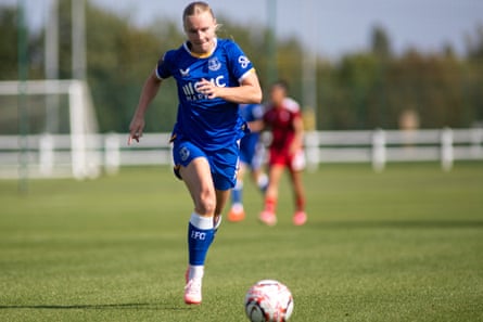 Holly McNamara of Everton runs with ball during a training match.