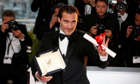 Joaquin Phoenix with his best actor award for You Were Never Really Here.