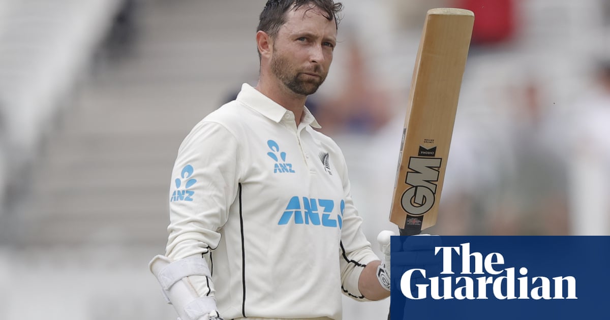 Devon Conway’s century was worth the wait for patient New Zealand | Simon Burnton