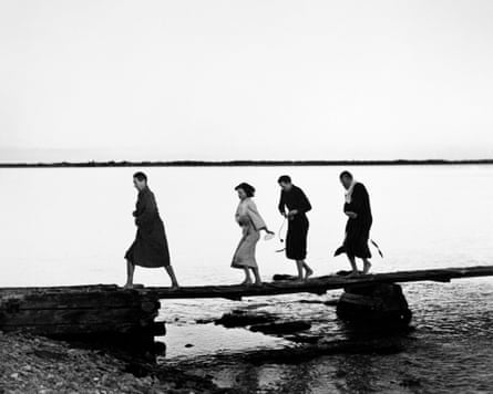 Gunnar Björnstrand, Harriet Andersson, Lars Passgård and Max Von Sydow in Through a Glass Darkly.