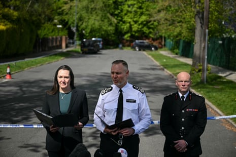 London’s Metropolitan Police deputy commissioner Matt Jukes (C), deputy assistant commissioner Vicki Evans (L) and Mathew Walker (R) make a statement to the media by an area cordoned off by police, near the Kenton United Synagogue in Harrow, north-west London on April 19, 2026