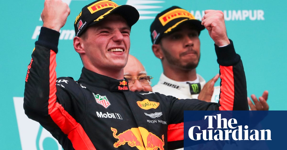Max Verstappen Beats Lewis Hamilton To Win F1 S Malaysian