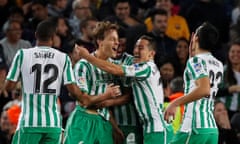 Real Betis celebrate Sergio Canales’s goal against Barcelona.