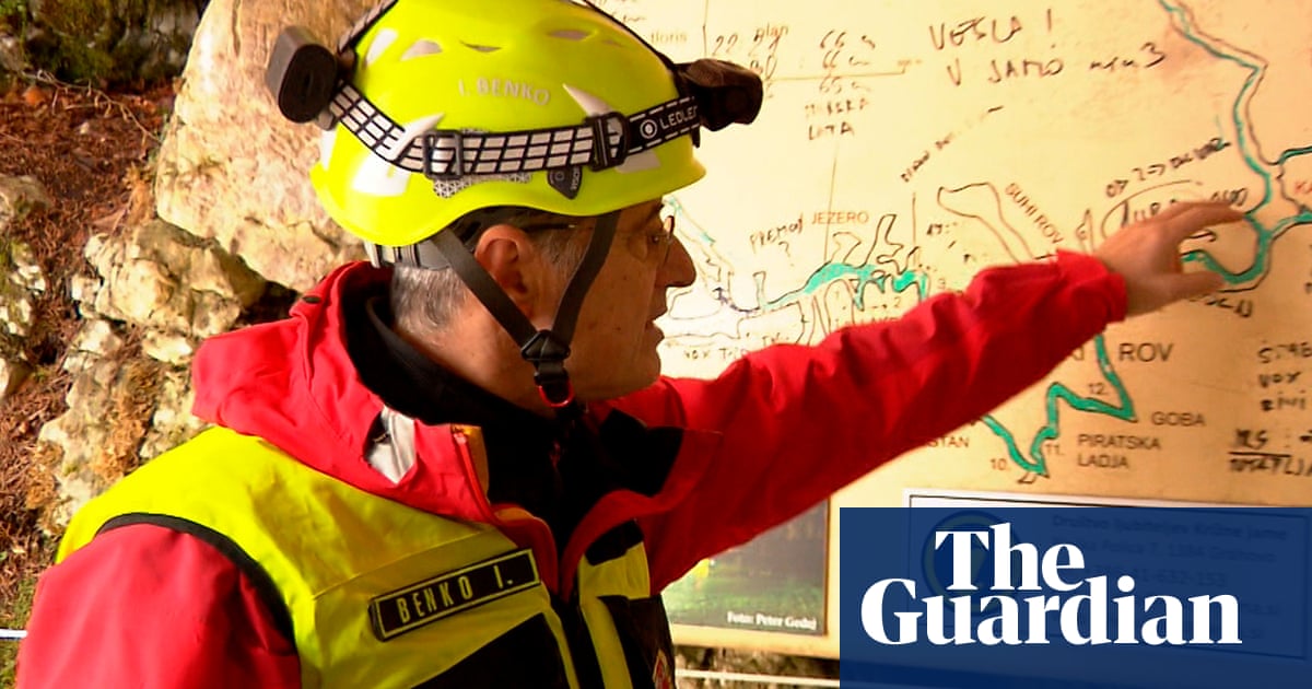 Екипи от водолази ще направят тричасово двупосочно пътуване за да