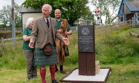 King Charles unveils the Flow Country world heritage site plaque in Forsinard, Sutherland on 31 July.
