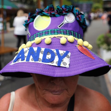 Tom Jenkins’ best shots of Wimbledon 2022 – in pictures | Wimbledon 2022 3 An Andy Murray fan ahead of his men’s singles second round match against John Isner.