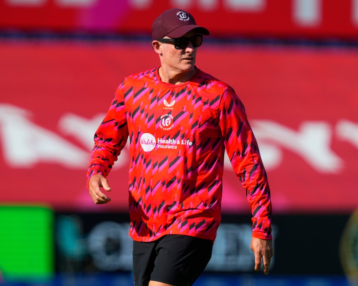 Mike Hussey, coaching Welsh Fire during The Hundred