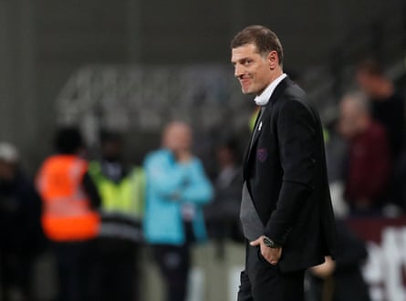 Slaven Bilic managing West Ham in 2017