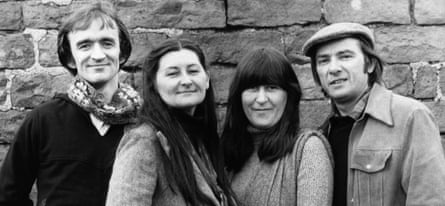 ‘I thought eventually someone would teach me to sing, and Norma did’ … l to r, Carthy, Norma Waterson, Lal Waterson, Mike Waterson.