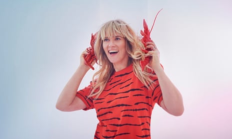 Broadcaster Edith Bowman, photographed for Observer Food Monthly. Makeup by Jo Hamilton, Hair by Joe Pickering at Carol Hayes Management.