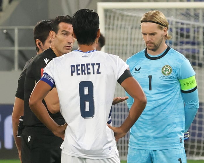 No handshakes again as Ireland play out tetchy ‘home’ draw with Israel in Serbia