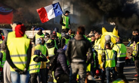 France’s ‘gilets jaunes’ leave Macron feeling decidedly off-colour ...