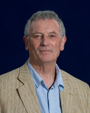 In 2004, Charles Allen was awarded the Sir Percy Sykes Gold Medal by the Royal Society for Asian Affairs for his services to South Asian history.