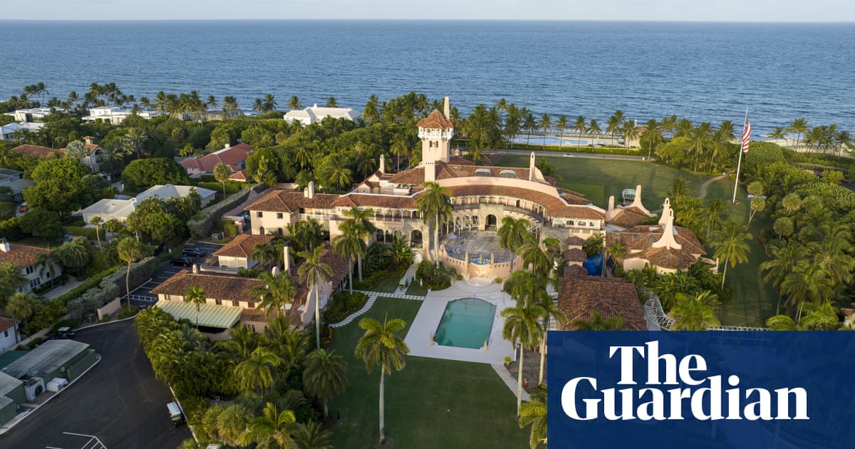 FBI search of Trump’s Mar-a-Lago home followed tip classified records were there – report – The Guardian US