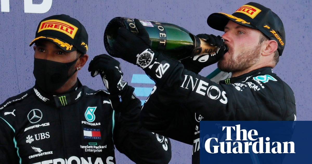 Valtteri Bottas wins Russian GP as time penalty denies Hamiltons record bid