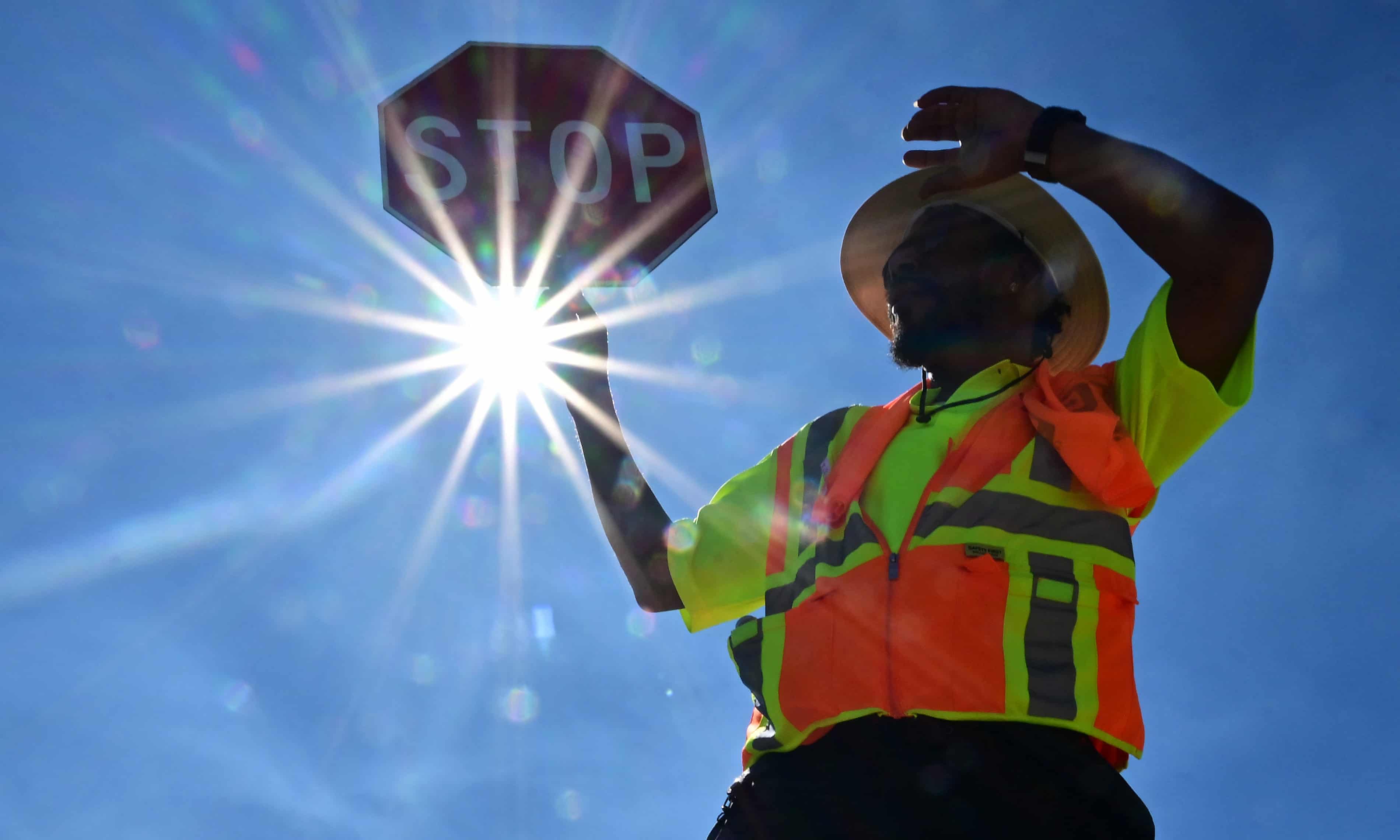 Grim new death records as brutal heat plagues US south-west into the autumn (theguardian.com)